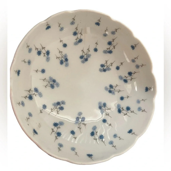 Vintage Giraud Limoges France footed dish with scalloped edges - Picture 1 of 4